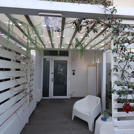 Home3 Bed Superior Room Bisceglie Bagian luar foto