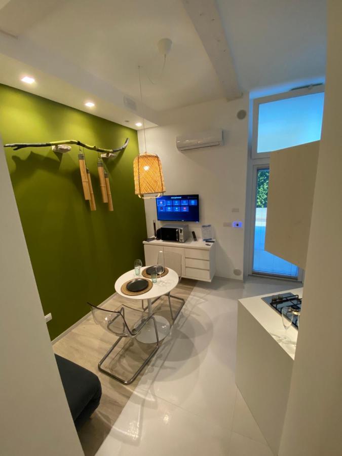 Home3 Bed Superior Room Bisceglie Bagian luar foto