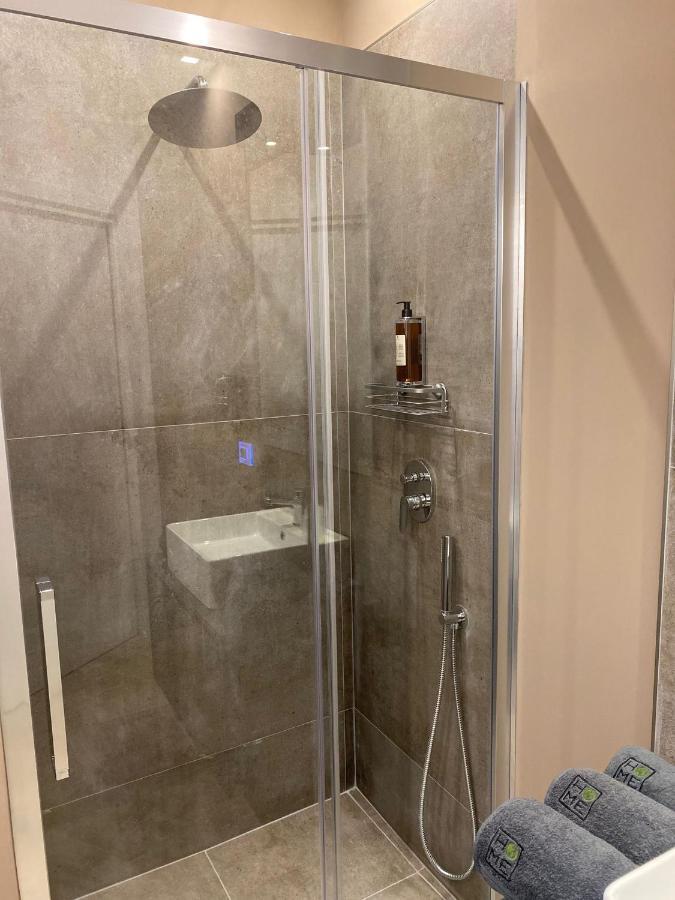 Home3 Bed Superior Room Bisceglie Bagian luar foto