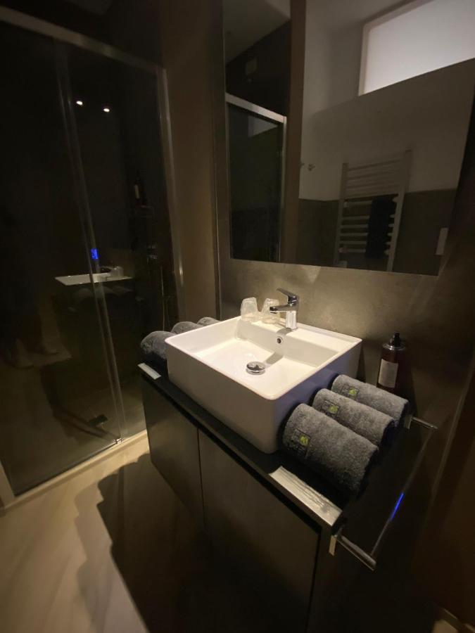 Home3 Bed Superior Room Bisceglie Bagian luar foto