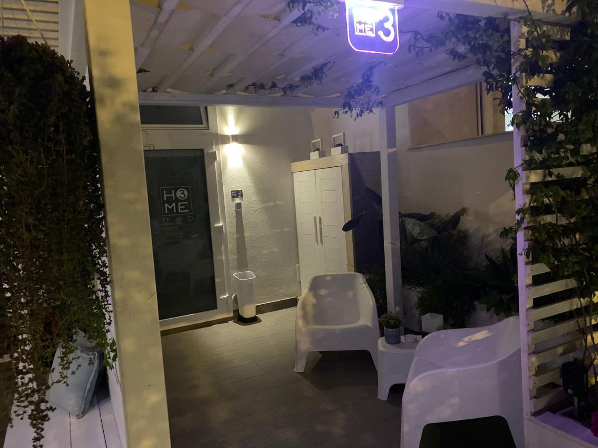 Home3 Bed Superior Room Bisceglie Bagian luar foto