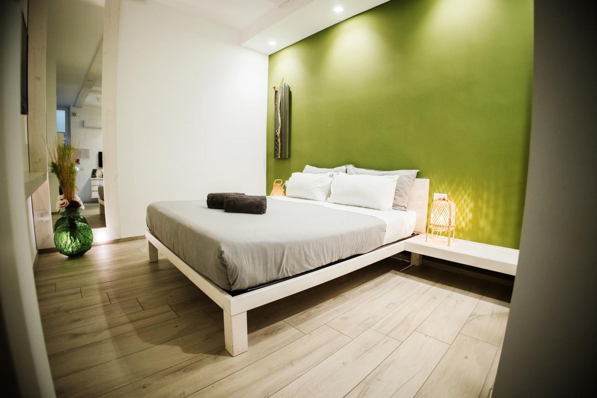 Home3 Bed Superior Room Bisceglie Bagian luar foto